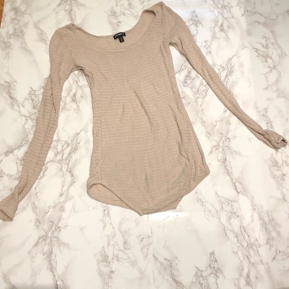 Express Tops - Express sweater in cream
